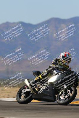 media/Nov-11-2023-SoCal Trackdays (Sat) [[efd63766ff]]/Turn 8 Set 2 (1040am)/